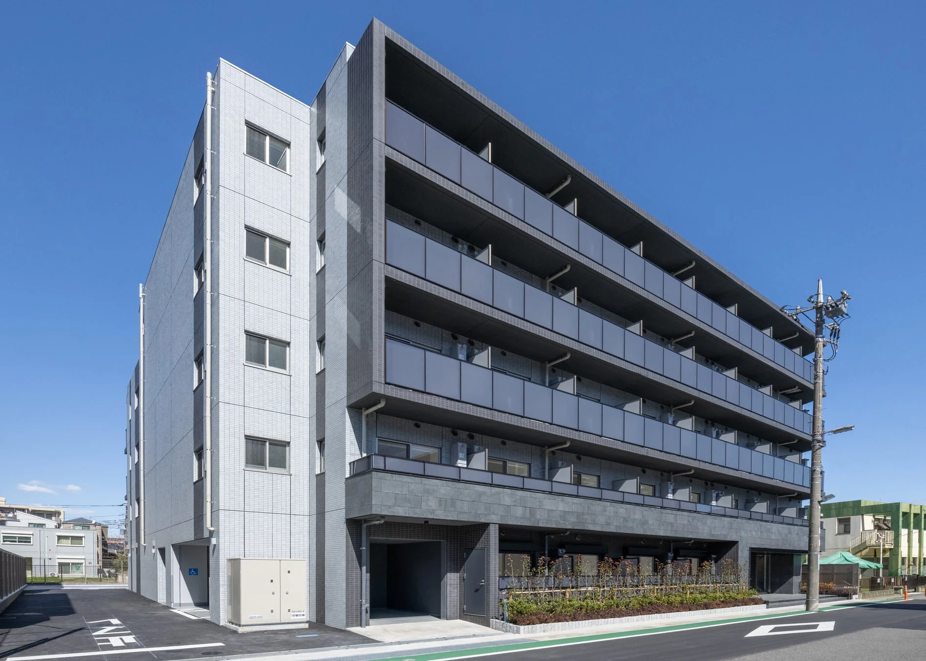モダンなデザインの集合住宅