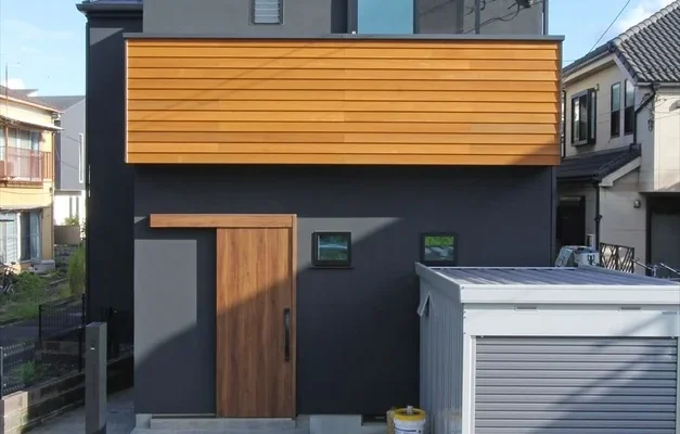 愛猫6匹と家族が笑顔で暮らす家へ！築17年戸建ての全面リノベーション事例が公開