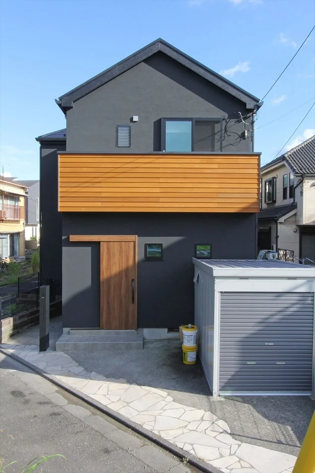 愛猫6匹と家族が笑顔で暮らす家へ！築17年戸建ての全面リノベーション事例が公開