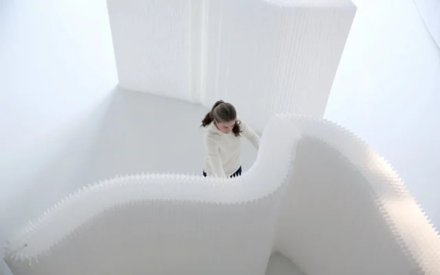 空間を自由にデザイン！カナダ発「molo」のショールームが六本木にオープン