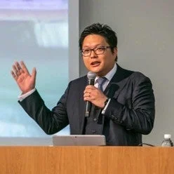 佃 大和氏