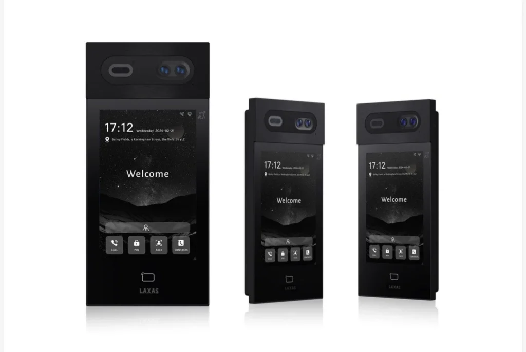 「おかえり」は顔認証で。マンションの玄関がスマホ連動で劇的進化！短工期・低コストで叶えるスマートライフ