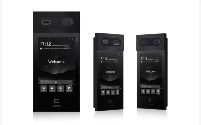 「おかえり」は顔認証で。マンションの玄関がスマホ連動で劇的進化！短工期・低コストで叶えるスマートライフ