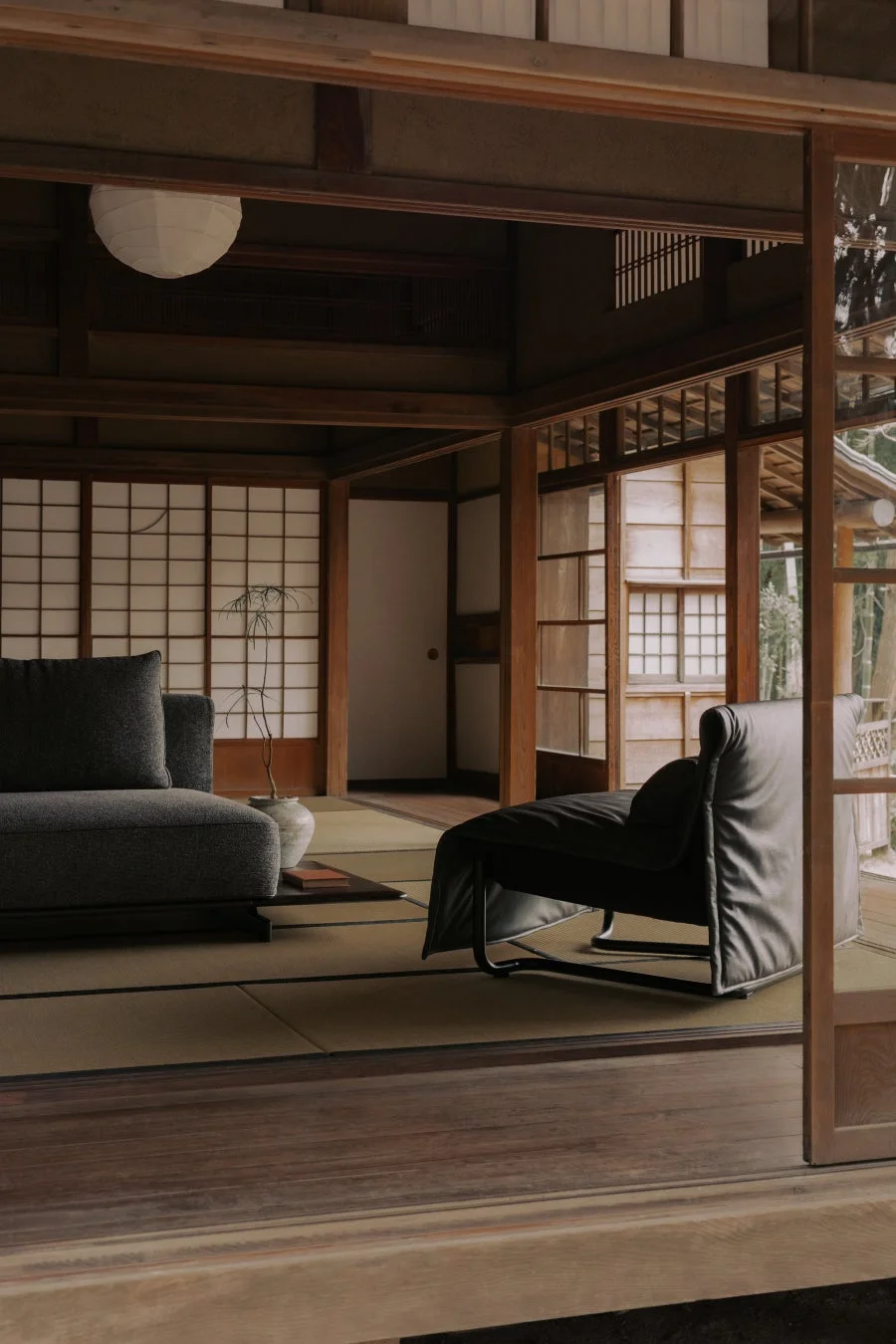 OZU lounge chair in a modern Japanese setting